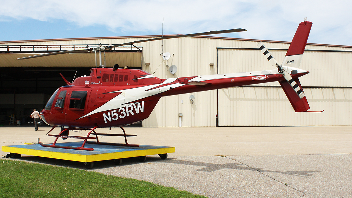Full size: PRIVATE B06 N53RW at Ann Arbor Municipal Airport